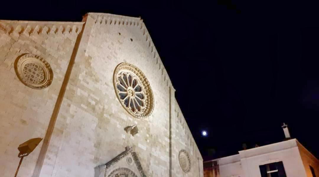 Mansarda Romantica "Il Nido Delle Rondini" กอนแวร์ซาโน ภายนอก รูปภาพ