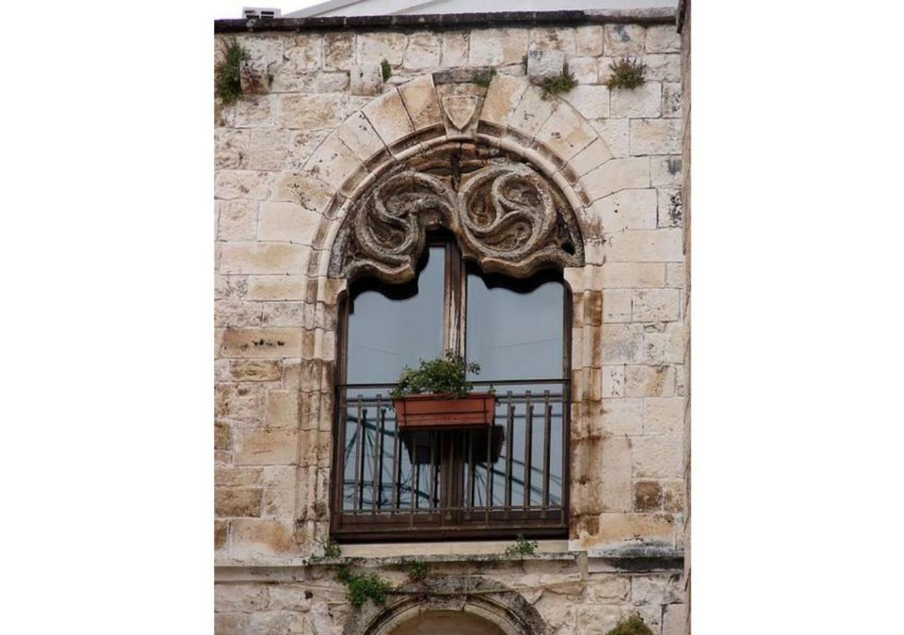 Mansarda Romantica "Il Nido Delle Rondini" กอนแวร์ซาโน ภายนอก รูปภาพ